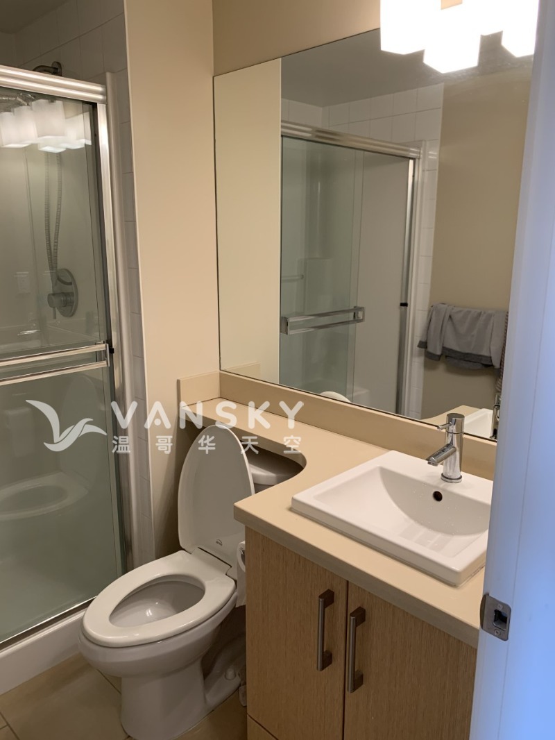 250512164500_10 Washroom-reg2.jpg